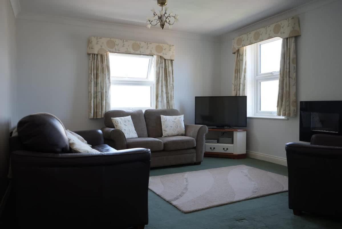 Fabulous High Street Townhouse With Stunning Views & Parking At 'Eagles Nest' Βίλα Φάλμαουθ Εξωτερικό φωτογραφία